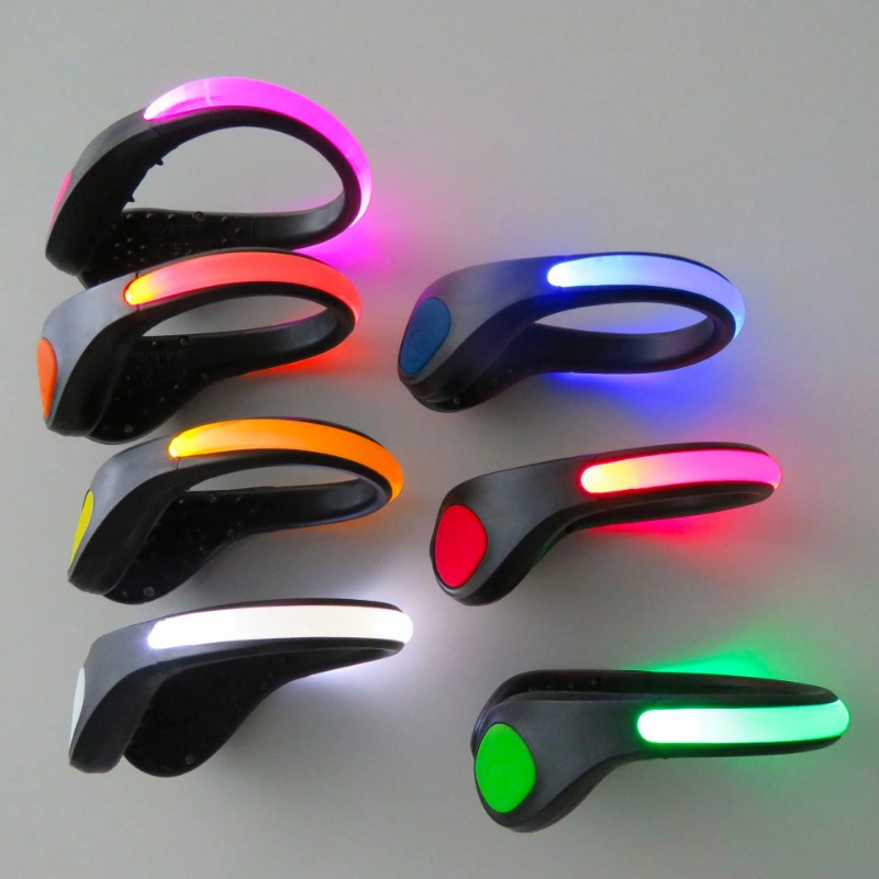 ضوء مشبك حذاء مضيء جديد بتقنية - مراجعة Running Gear For Night وسعره